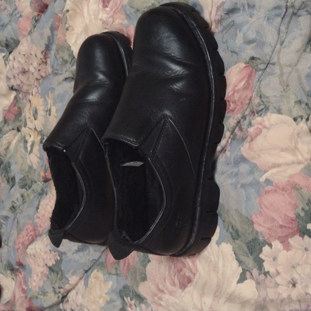 UGG Australia Black Sheepskin Men's Shoes Loafer